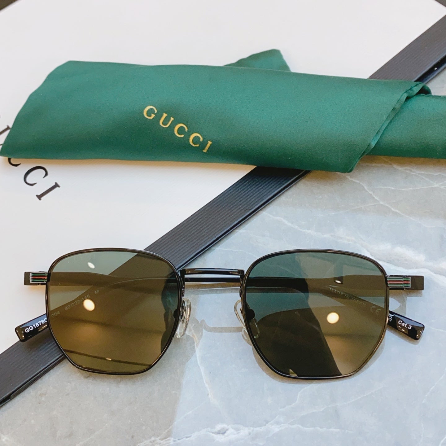 Gucci GG1878O Fashion Black Lens Sunglasses for Men & Women - detail image 2