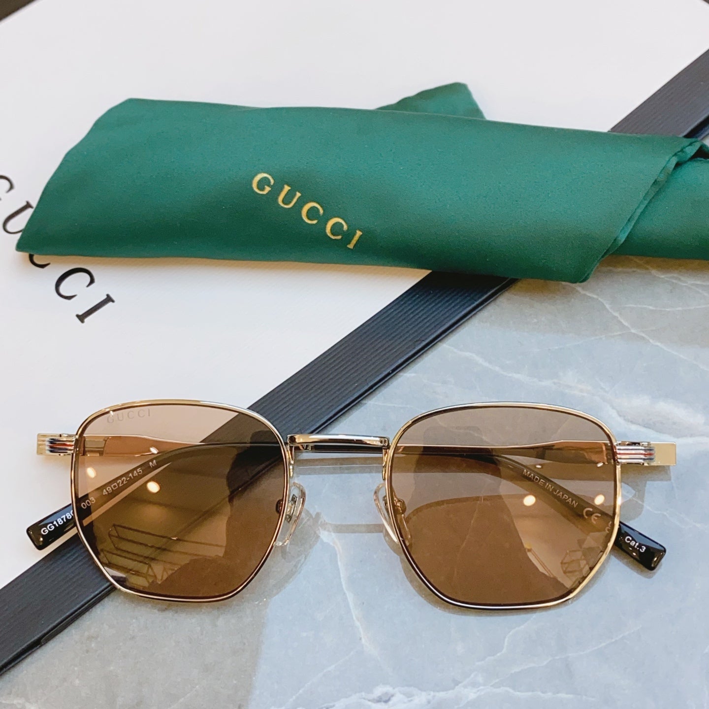 Gucci GG1878O Fashion Black Lens Sunglasses for Men & Women - detail image 3