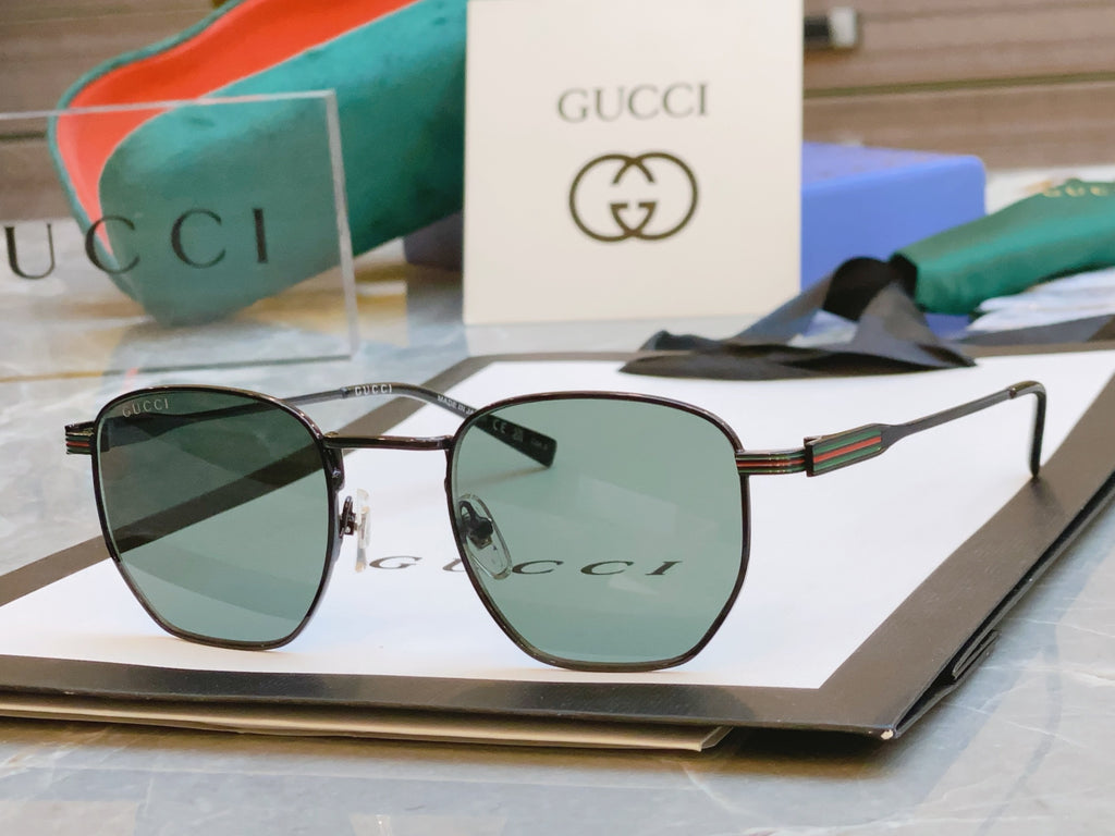 Gucci GG1878O Fashion Gray Lens Sunglasses for Men & Women - detail image 5