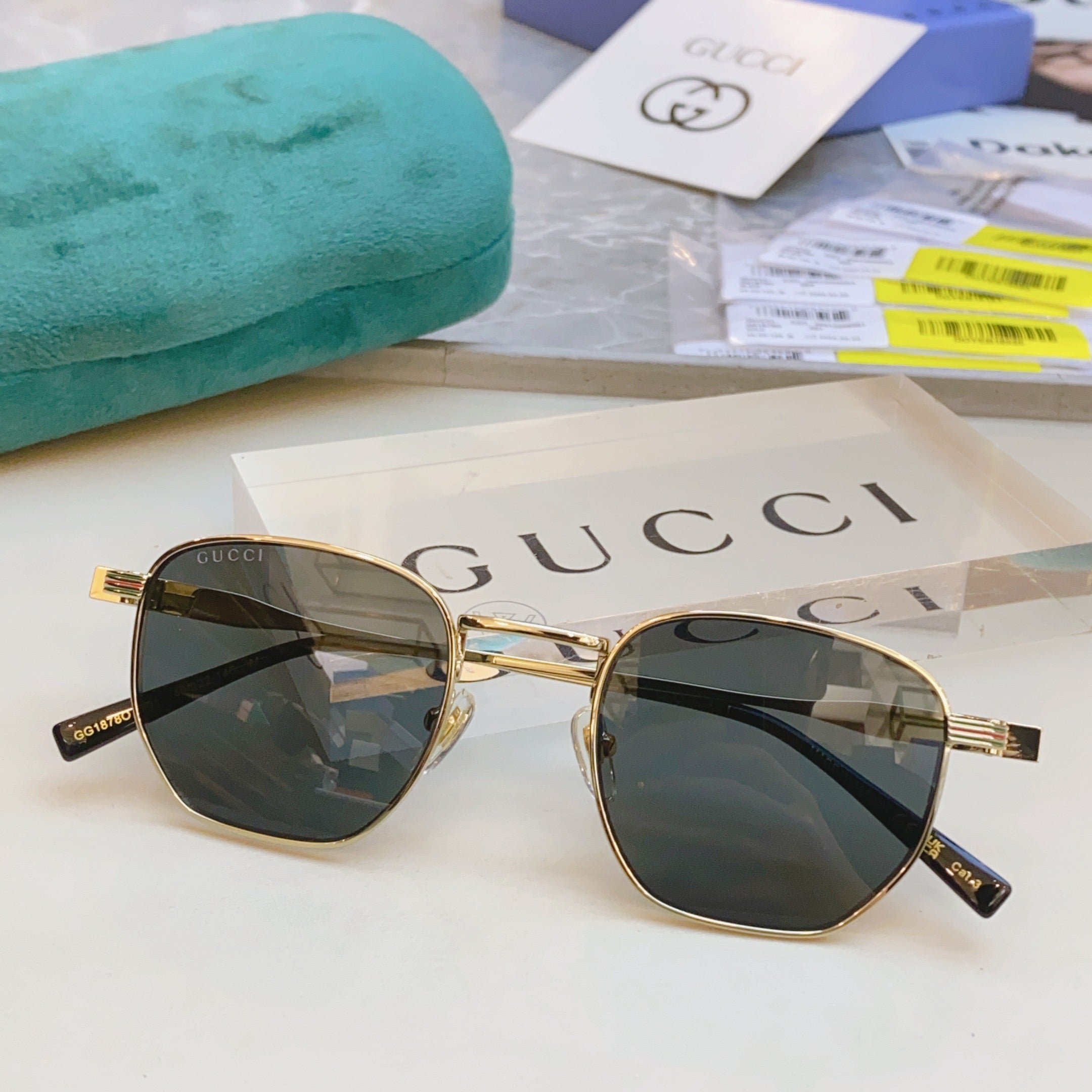 Gucci GG1878O Fashion Gray Lens Sunglasses for Men & Women - 431385