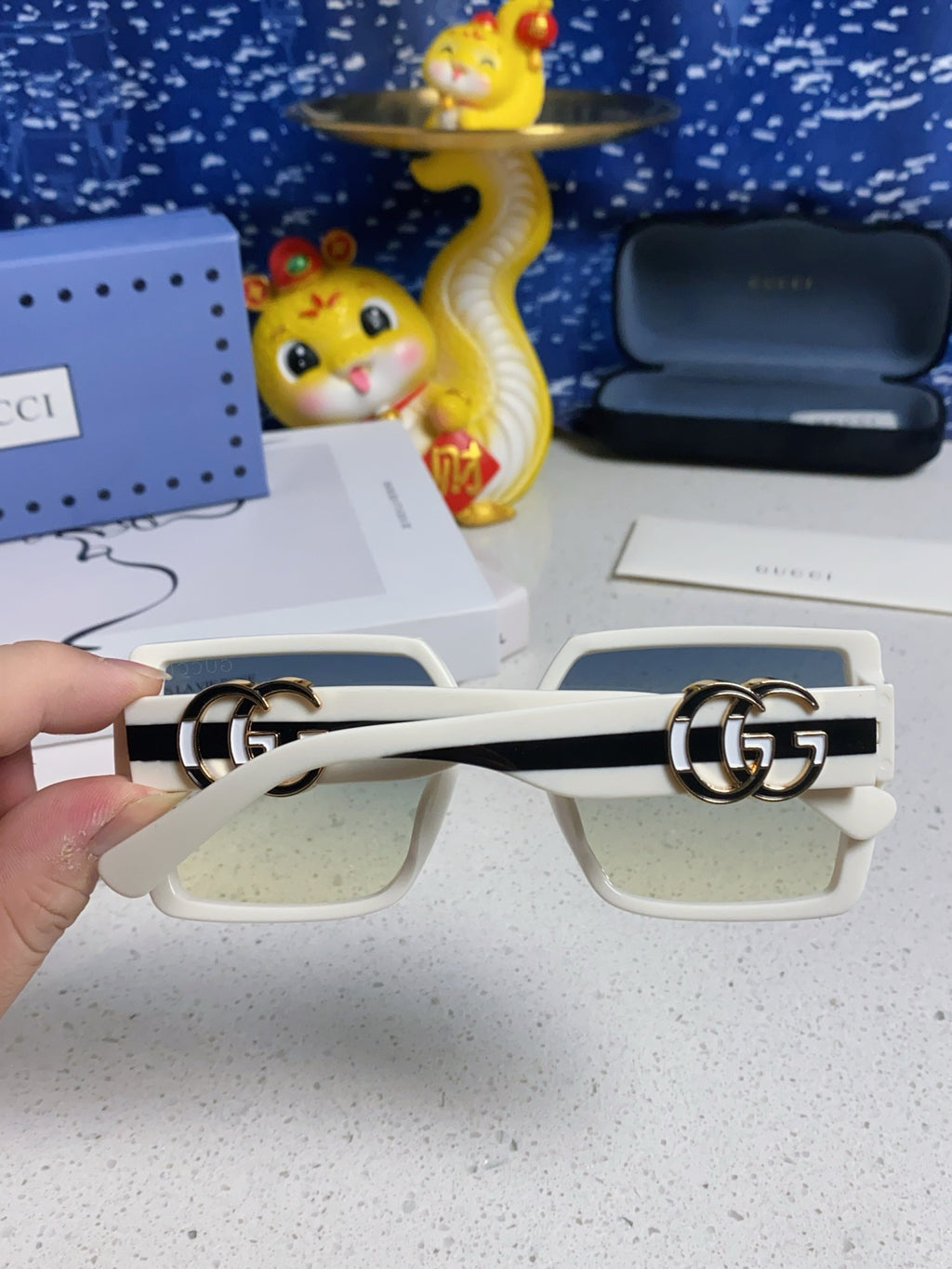 Gucci Polarized Fashion Silver Lens Sunglasses for Women - 486439 - detail image 5