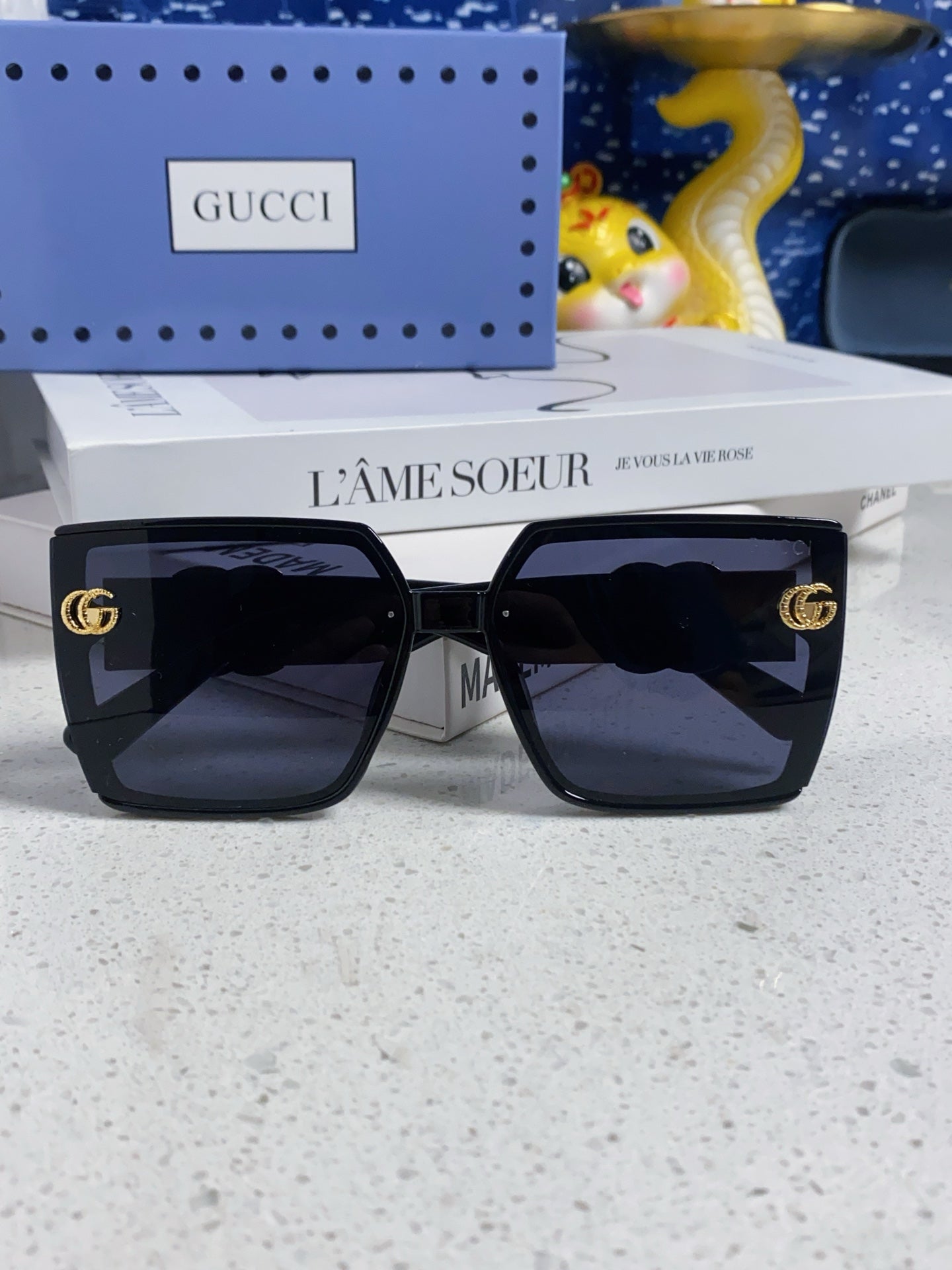 Gucci Polarized Fashion Blue Lens Sunglasses for Women - detail image 8