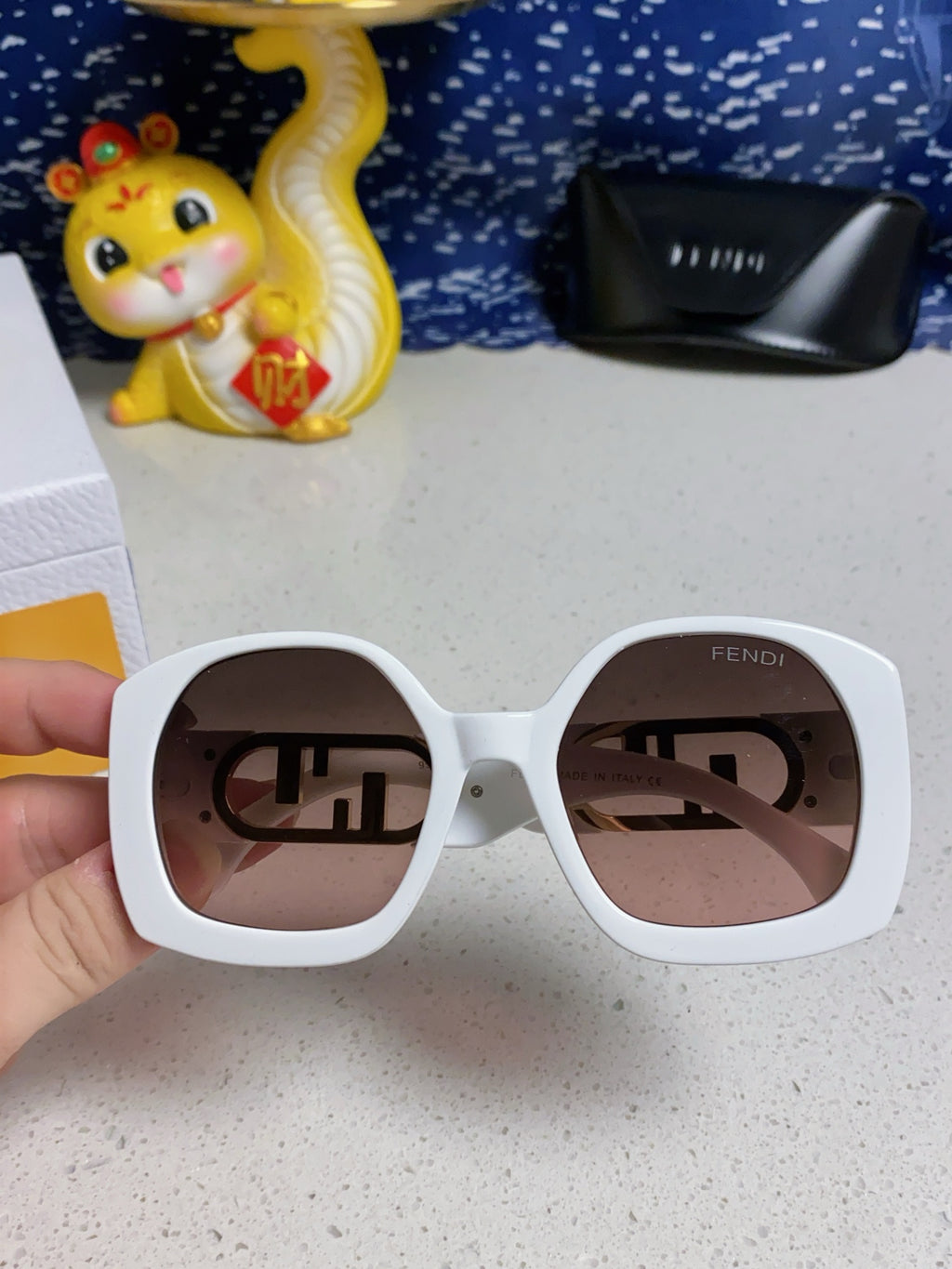 Fendi Metal Fashion Silver Lens Sunglasses for Men & Women - 372461 - detail image 4