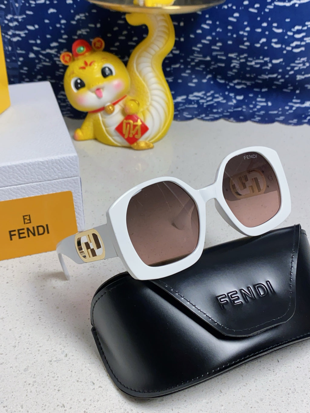 Fendi Metal Fashion Silver Lens Sunglasses for Men & Women - 372461 - detail image 9