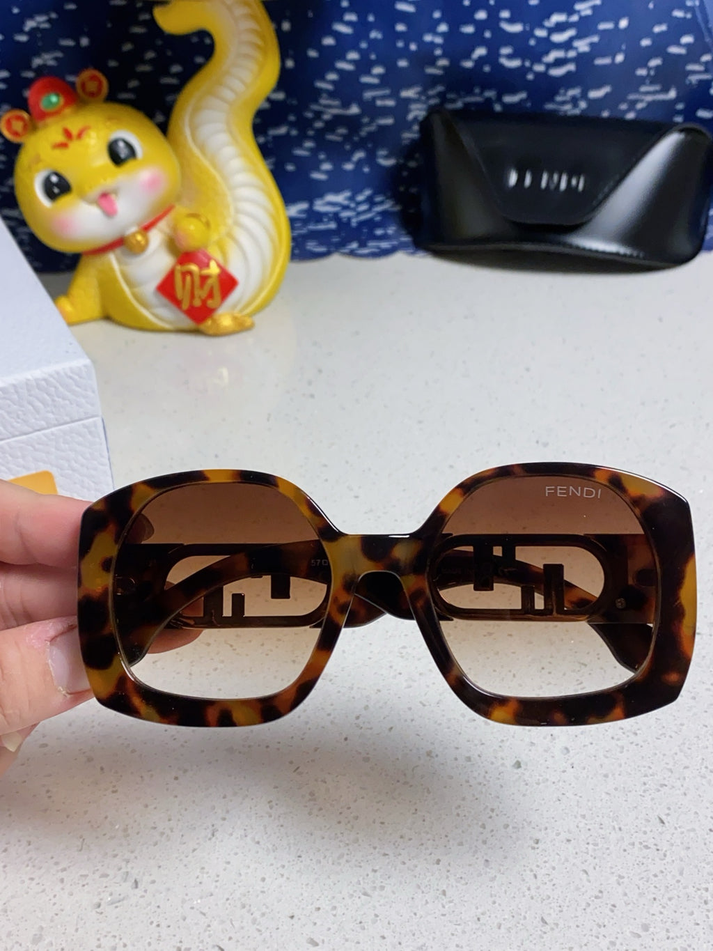 Fendi Metal Fashion Brown Lens Sunglasses for Men & Women - 372462 - detail image 4
