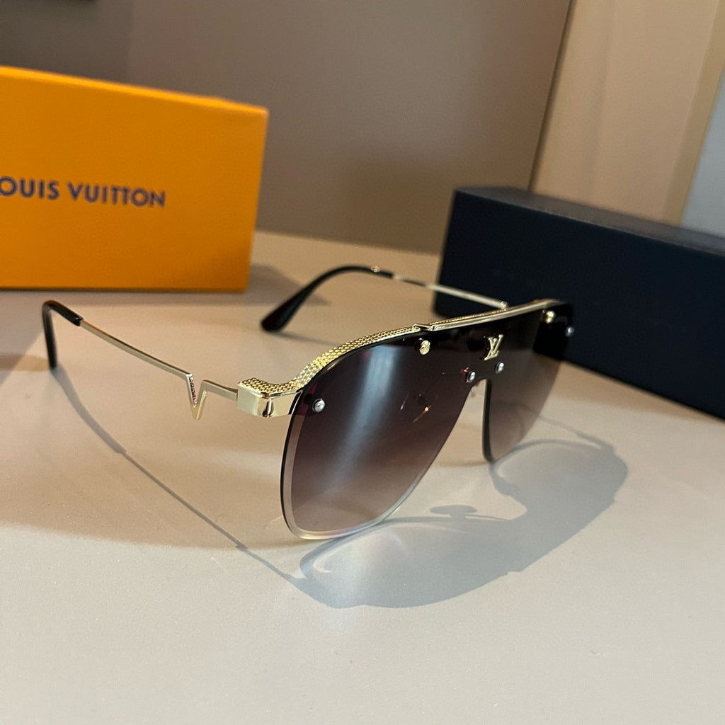 Louis Vuitton Metal Fashion Gold Lens Sunglasses for Men & Women - 464676
