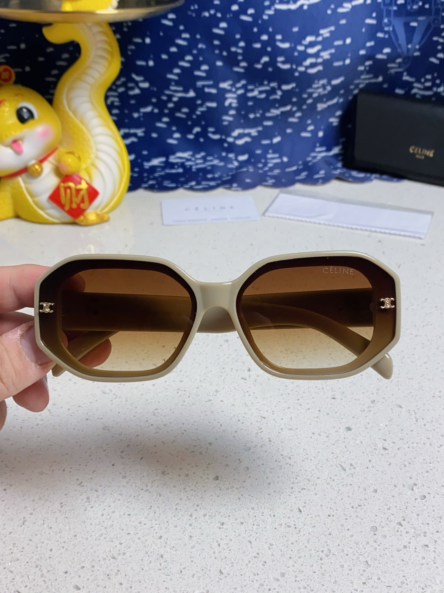 Celine Fashion Brown Lens Sunglasses for Women - 372028 - detail image 4