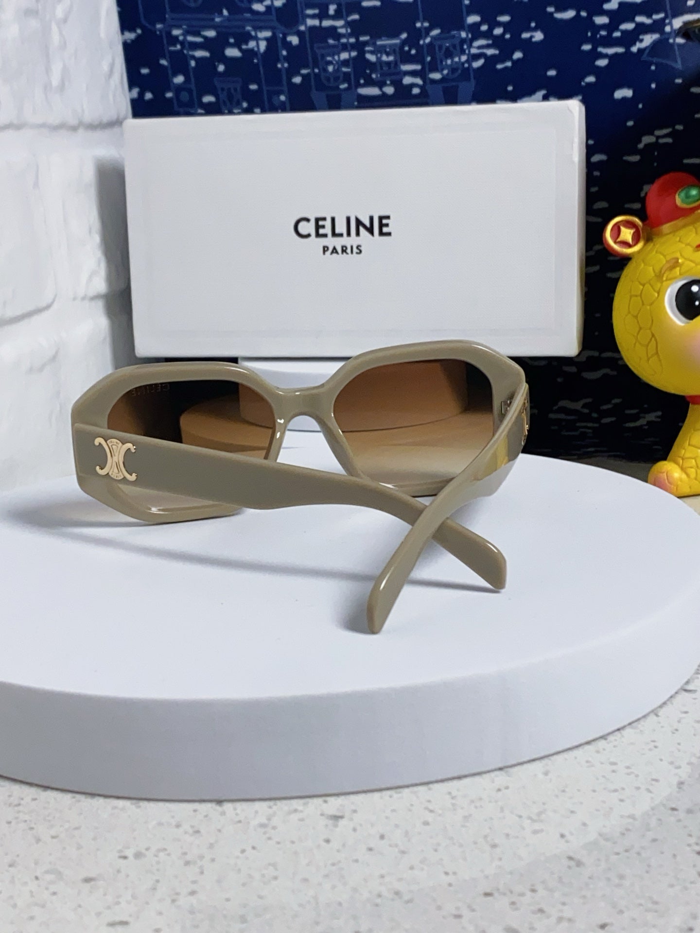 Celine Fashion Brown Lens Sunglasses for Women - 372028 - detail image 3