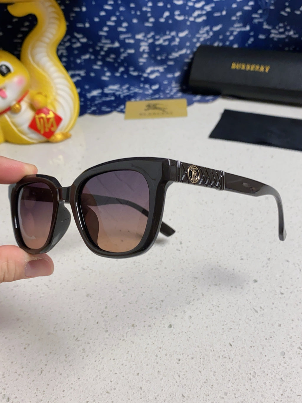 Burberry Polarized Fashion Silver Lens Sunglasses for Men & Women - 399109 - detail image 6