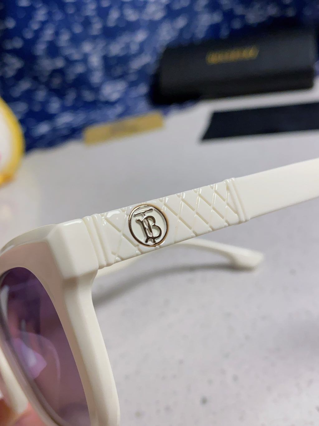 Burberry Polarized Fashion Silver Lens Sunglasses for Men & Women - 399111 - detail image 7