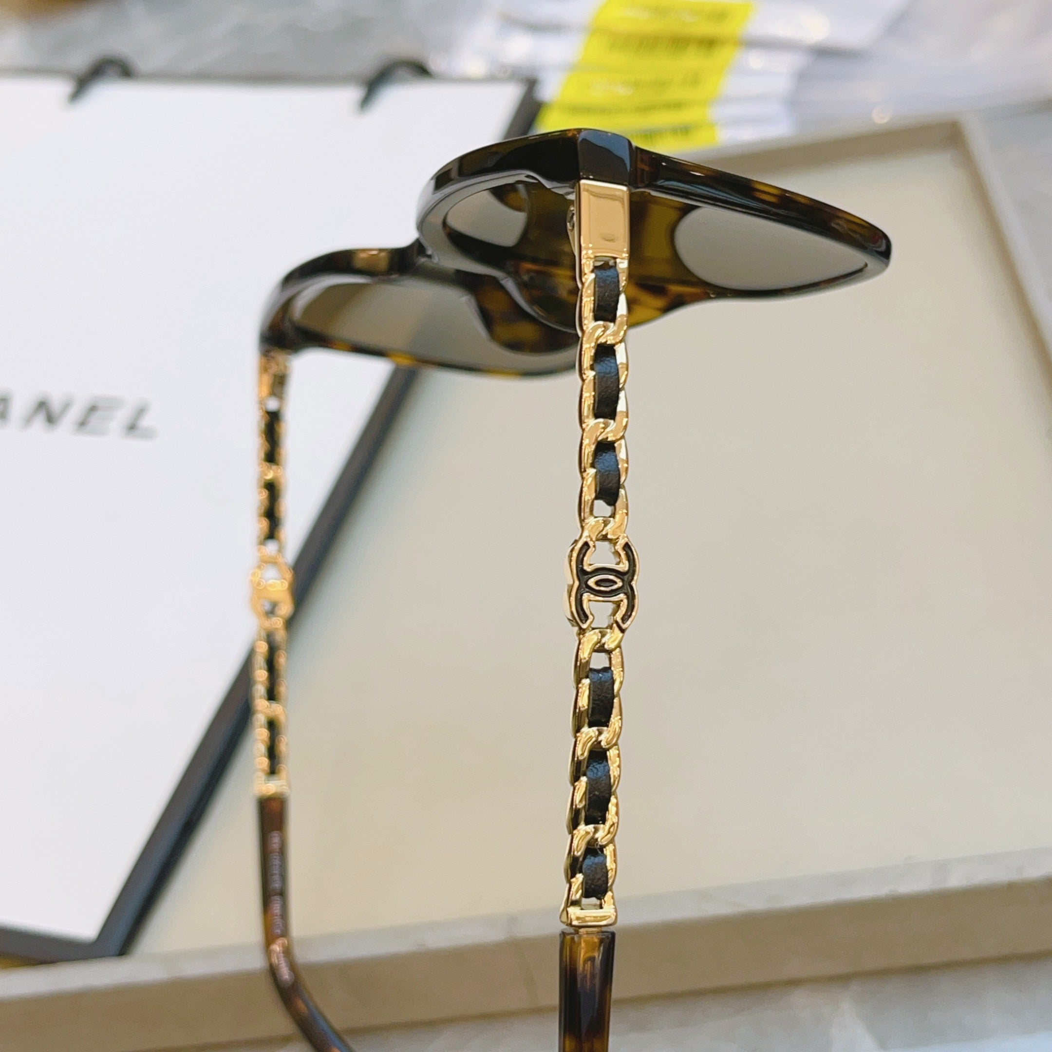 Chanel CH0771 Fashion Gray Lens Sunglasses for Men & Women - detail image 5