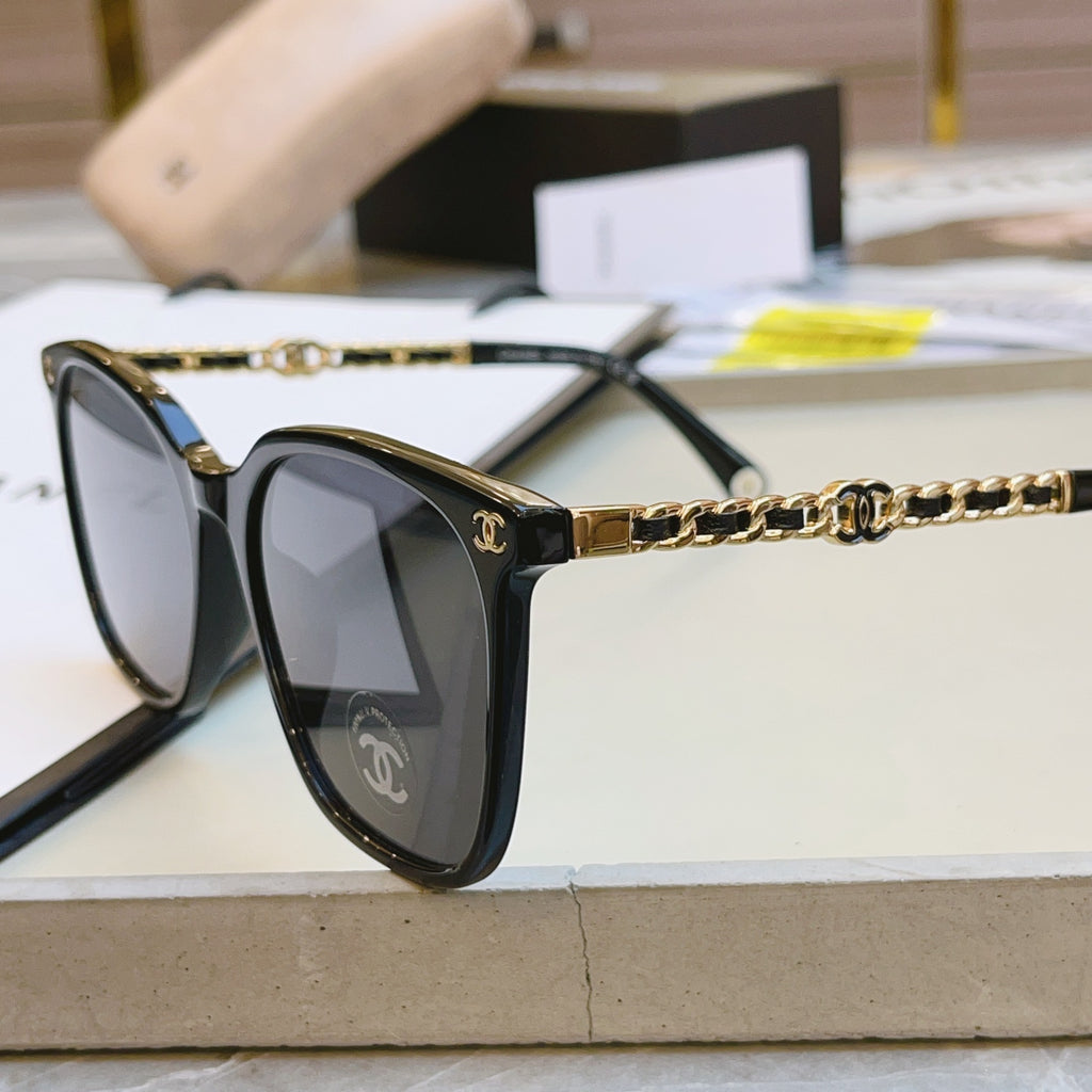 Chanel CH0771 Fashion Black Lens Sunglasses for Men & Women - detail image 3