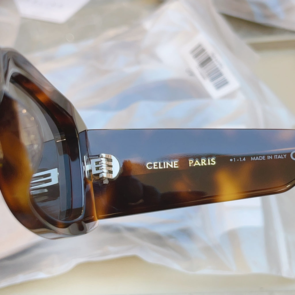 Celine CL40282U Fashion Brown Lens Sunglasses for Men & Women - 449256 - detail image 6