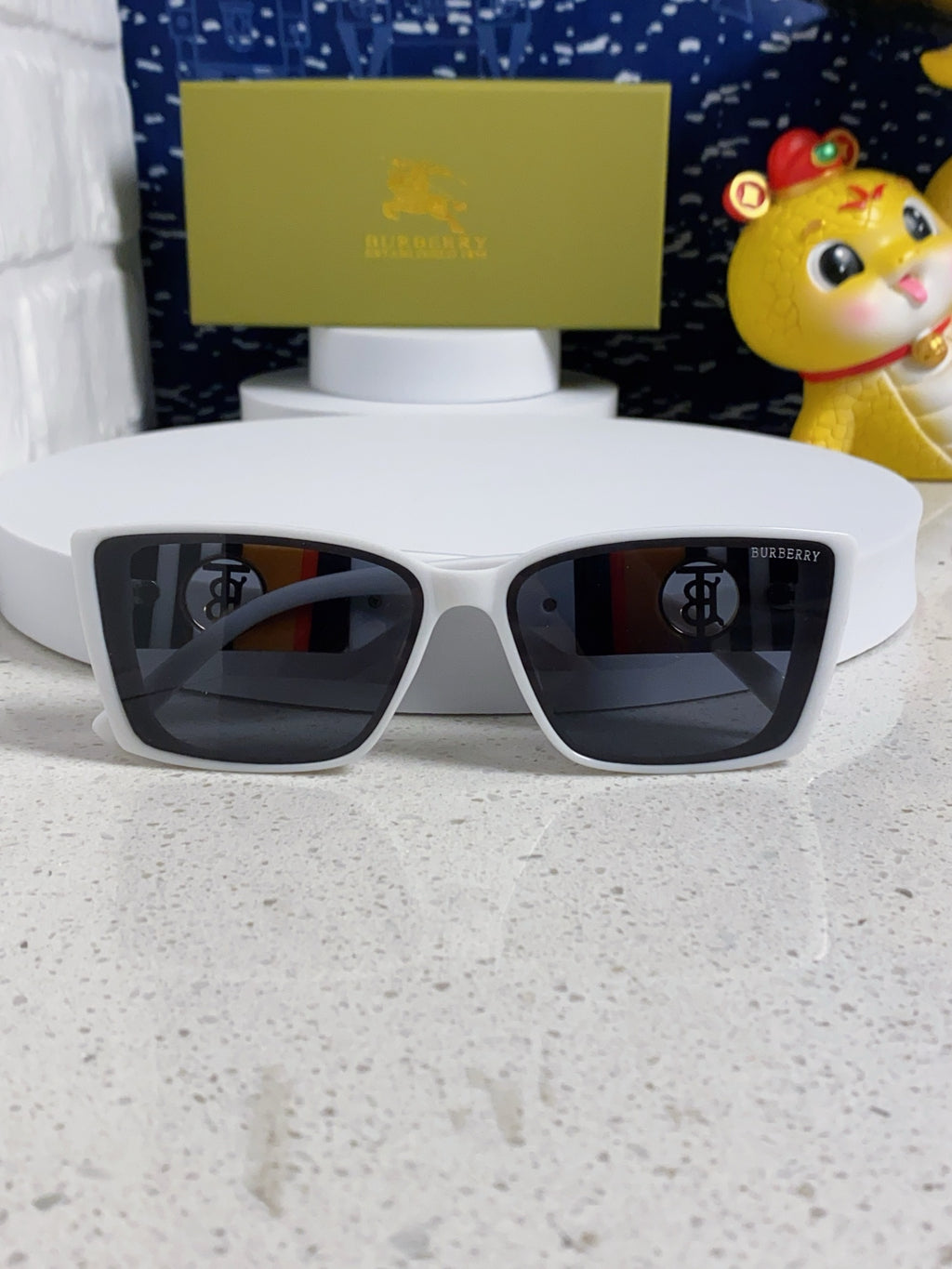 Burberry Fashion Silver Lens Sunglasses for Men & Women - 449585 - detail image 9