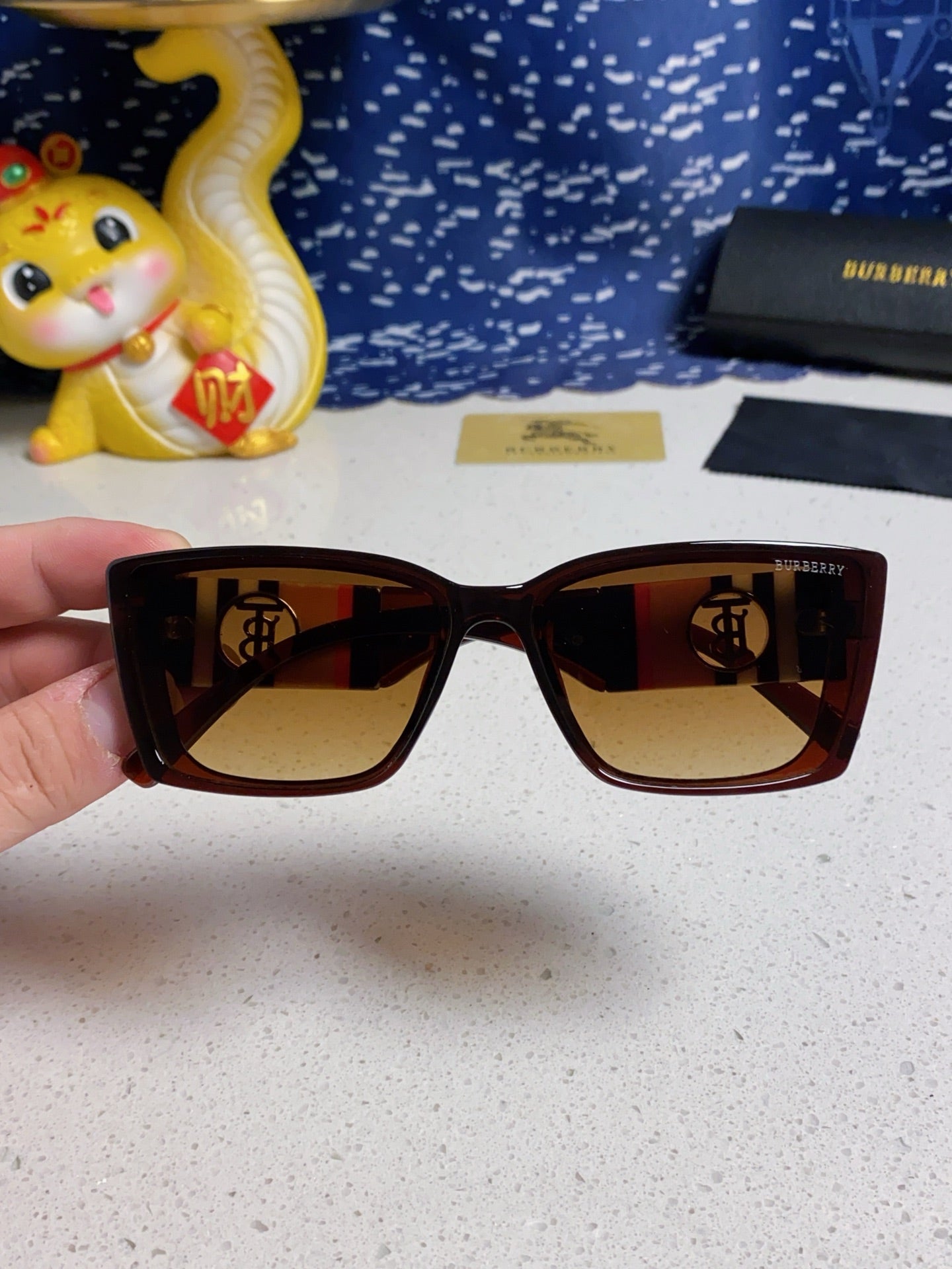 Burberry Fashion Brown Lens Sunglasses for Men & Women - 449587 - detail image 4