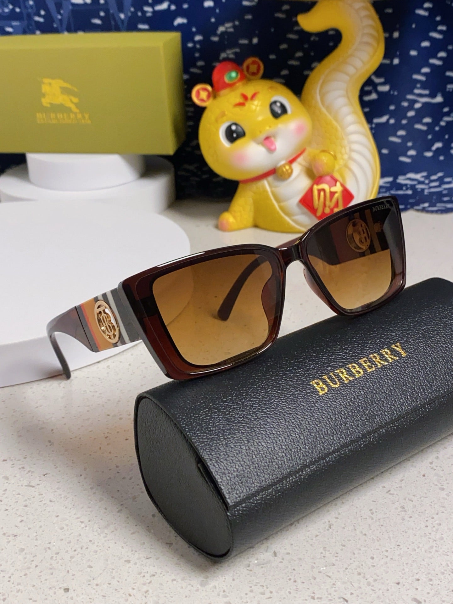 Burberry Fashion Brown Lens Sunglasses for Men & Women - 449587 - detail image 10