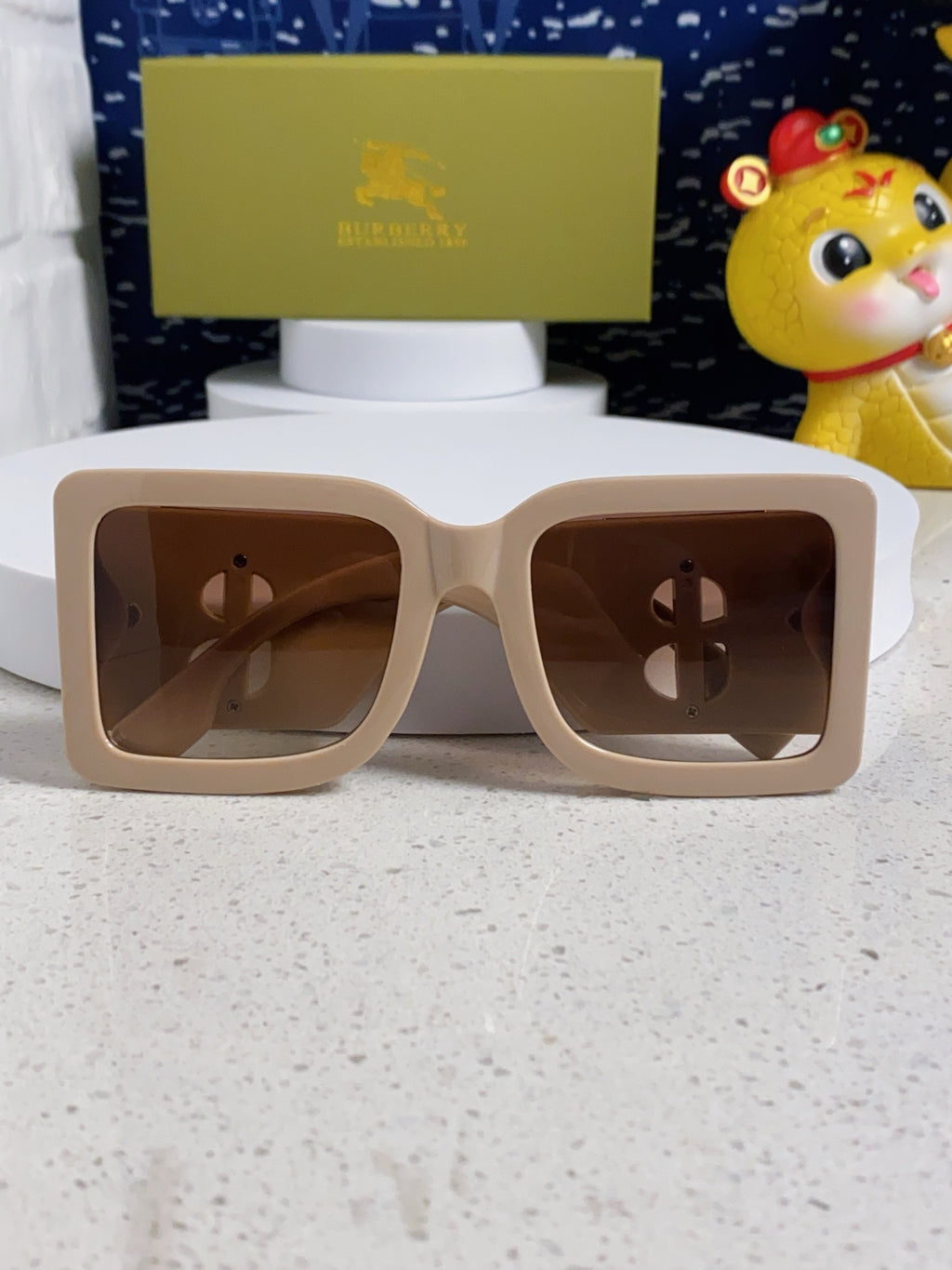 Burberry Oversized Brown Lens Sunglasses for Men & Women - 416029 - detail image 7