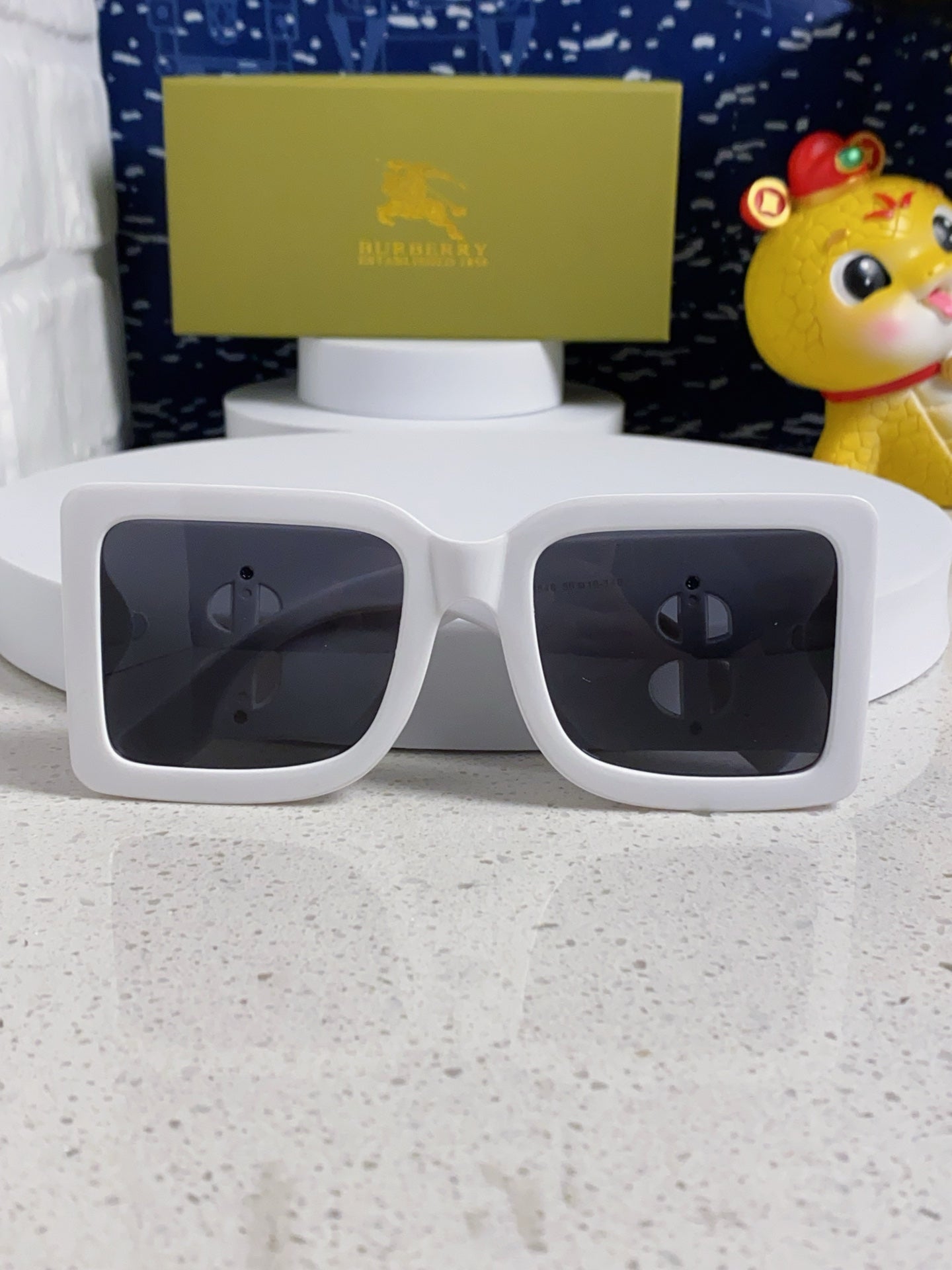 Burberry Oversized Silver Lens Sunglasses for Men & Women - 416031 - detail image 7