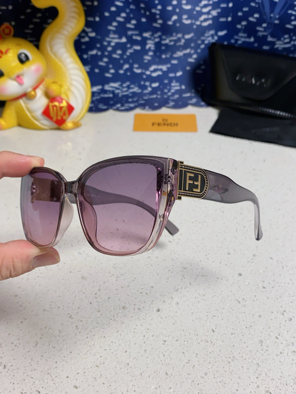 Fendi Polarized Cat-Eye Silver Lens Sunglasses for Men & Women - 449813 - detail image 6