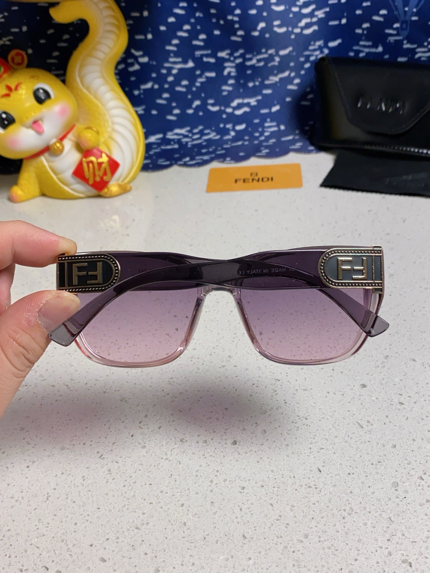 Fendi Polarized Cat-Eye Silver Lens Sunglasses for Men & Women - 449813 - detail image 5