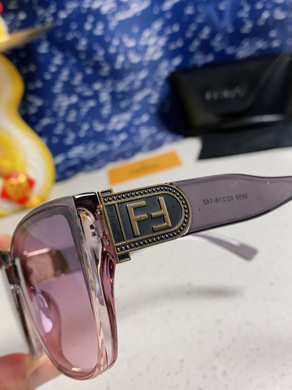 Fendi Polarized Cat-Eye Silver Lens Sunglasses for Men & Women - 449813 - detail image 7
