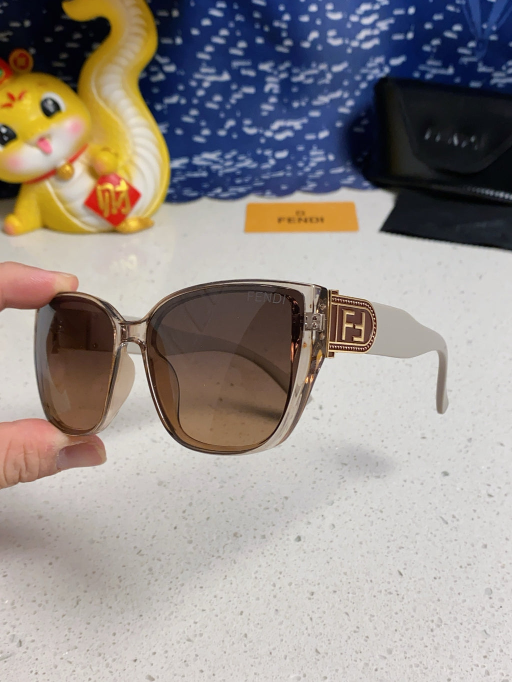 Fendi Polarized Cat-Eye Brown Lens Sunglasses for Men & Women - 416313 - detail image 6