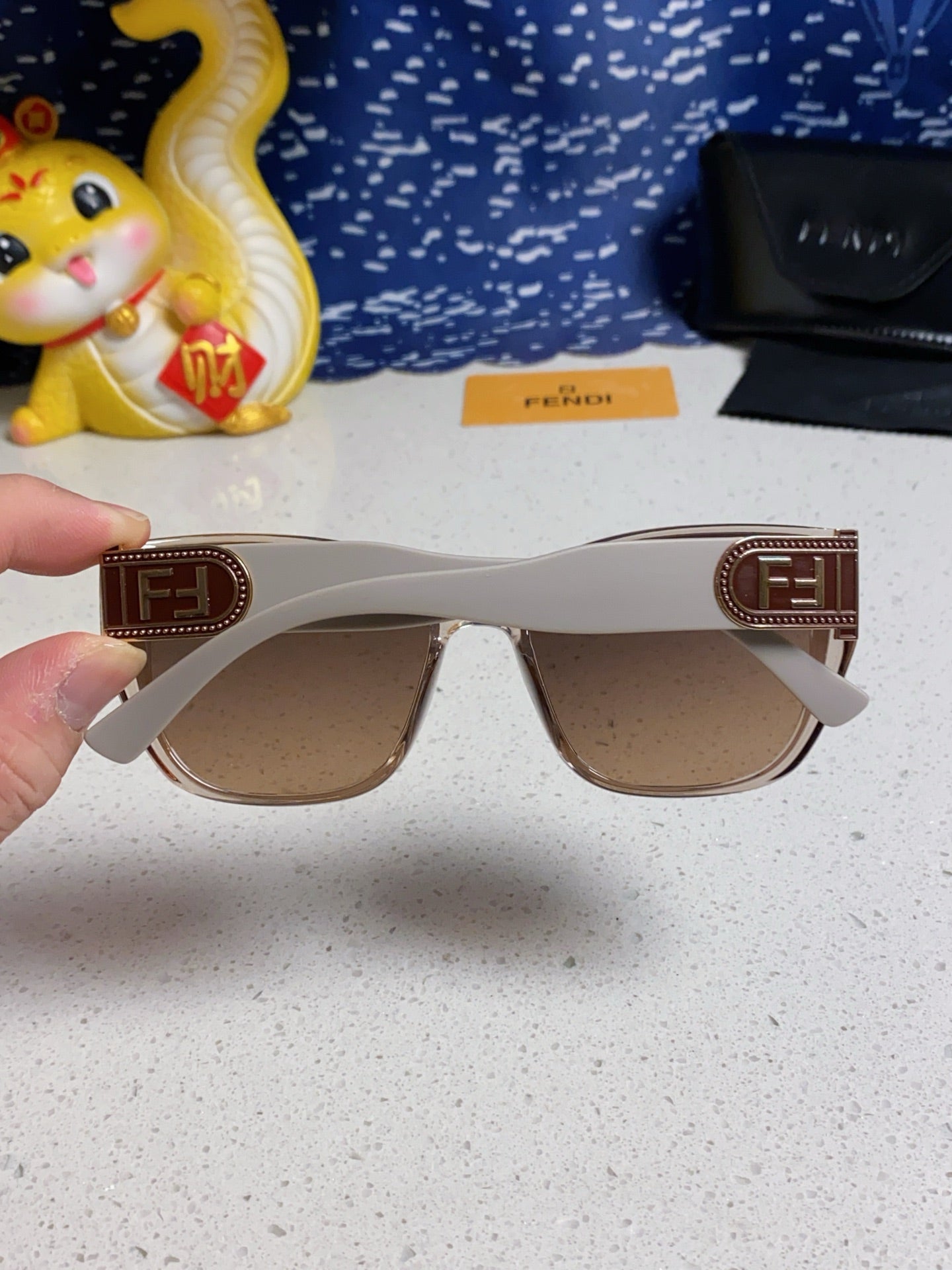 Fendi Polarized Cat-Eye Brown Lens Sunglasses for Men & Women - 416313 - detail image 5