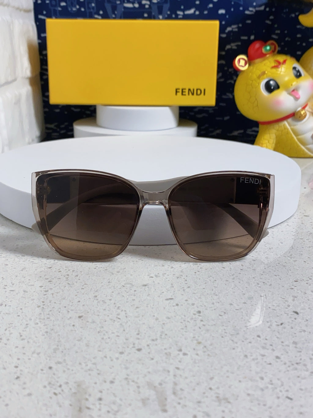 Fendi Polarized Cat-Eye Brown Lens Sunglasses for Men & Women - 416313 - detail image 9
