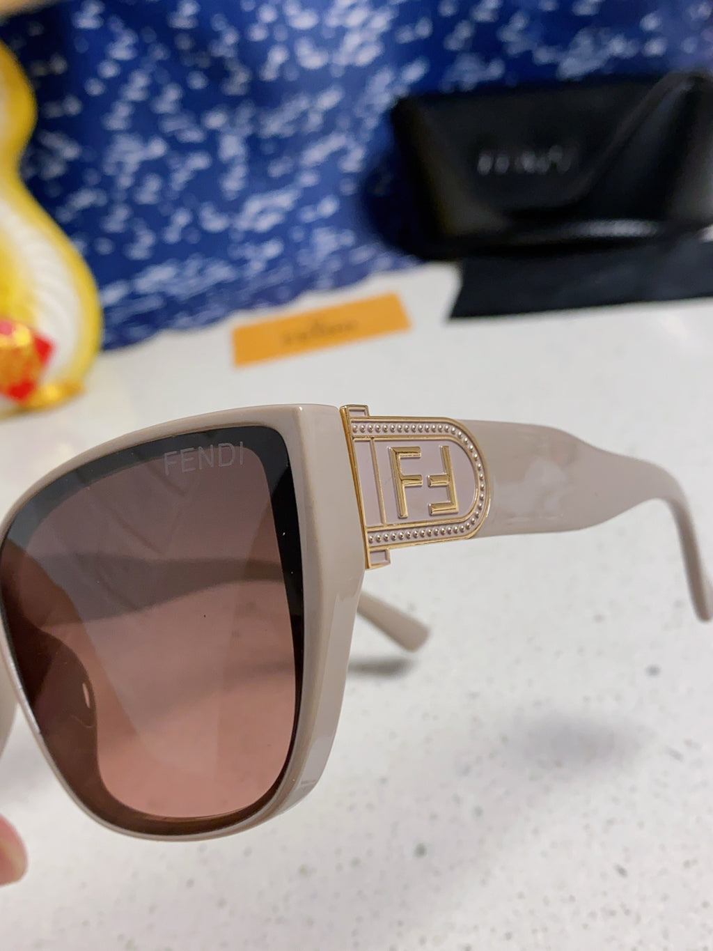 Fendi Polarized Cat-Eye Red Lens Sunglasses for Men & Women - detail image 7