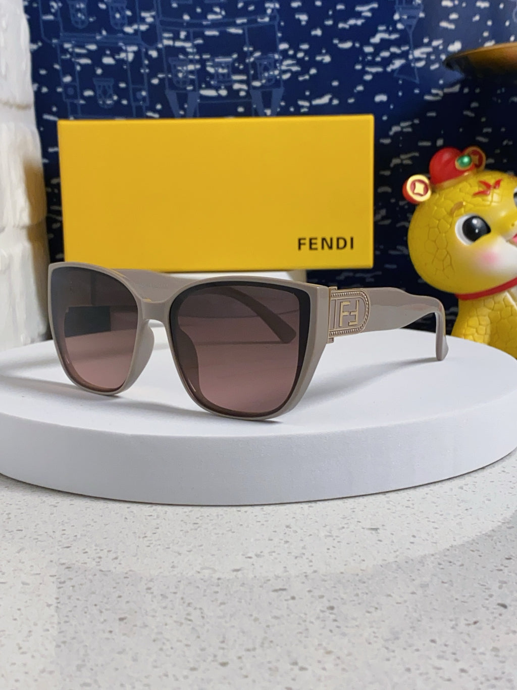 Fendi Polarized Cat-Eye Red Lens Sunglasses for Men & Women