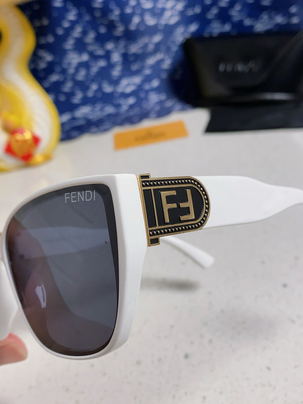 Fendi Polarized Cat-Eye Silver Lens Sunglasses for Men & Women - 416315 - detail image 7