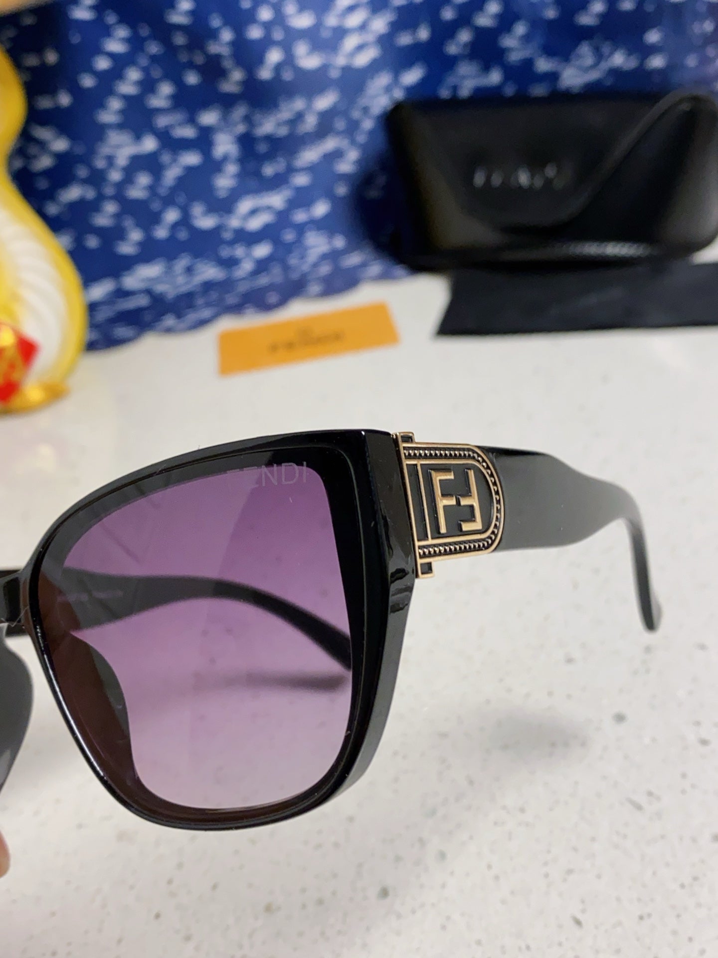 Fendi Polarized Cat-Eye Silver Lens Sunglasses for Men & Women - 416317 - detail image 7