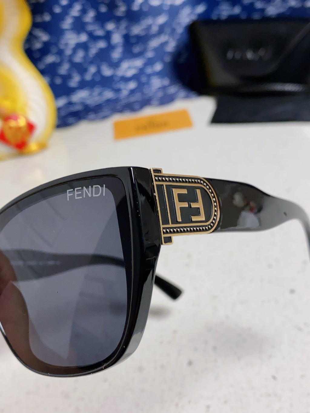 Fendi Polarized Cat-Eye Silver Lens Sunglasses for Men & Women - detail image 7