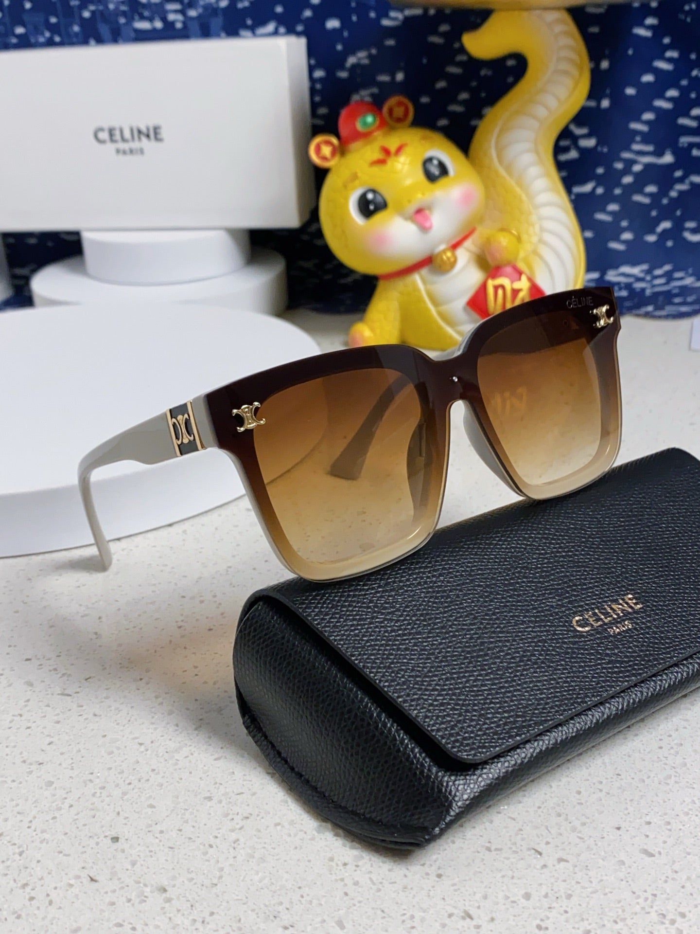 Celine Polarized Square Brown Lens Sunglasses for Men & Women - detail image 10
