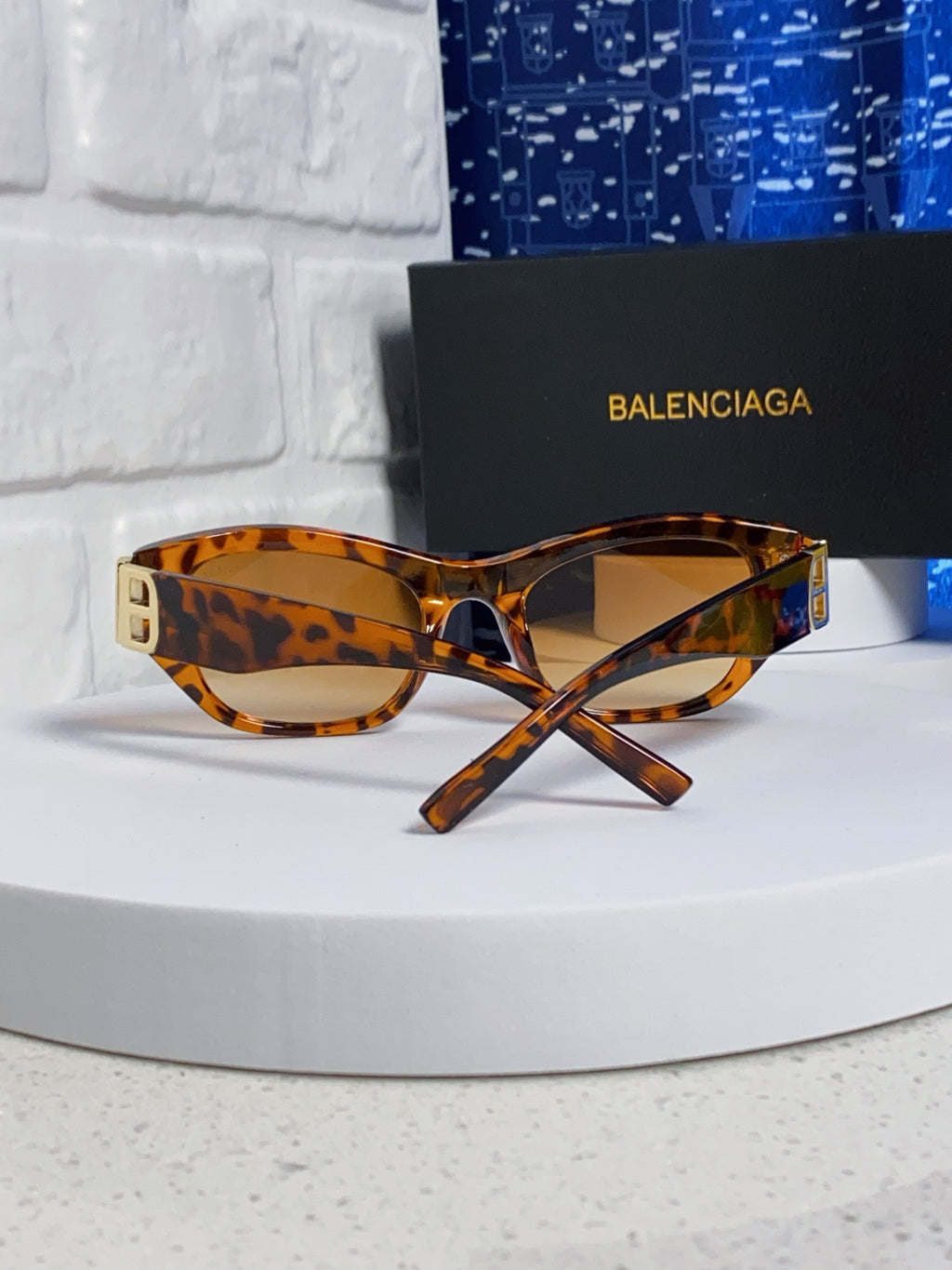 Balenciaga Metal Cat-Eye Brown Lens Sunglasses for Men & Women - 466011 - detail image 3