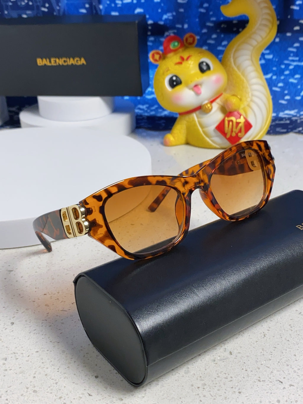 Balenciaga Metal Cat-Eye Brown Lens Sunglasses for Men & Women - 466011 - detail image 10