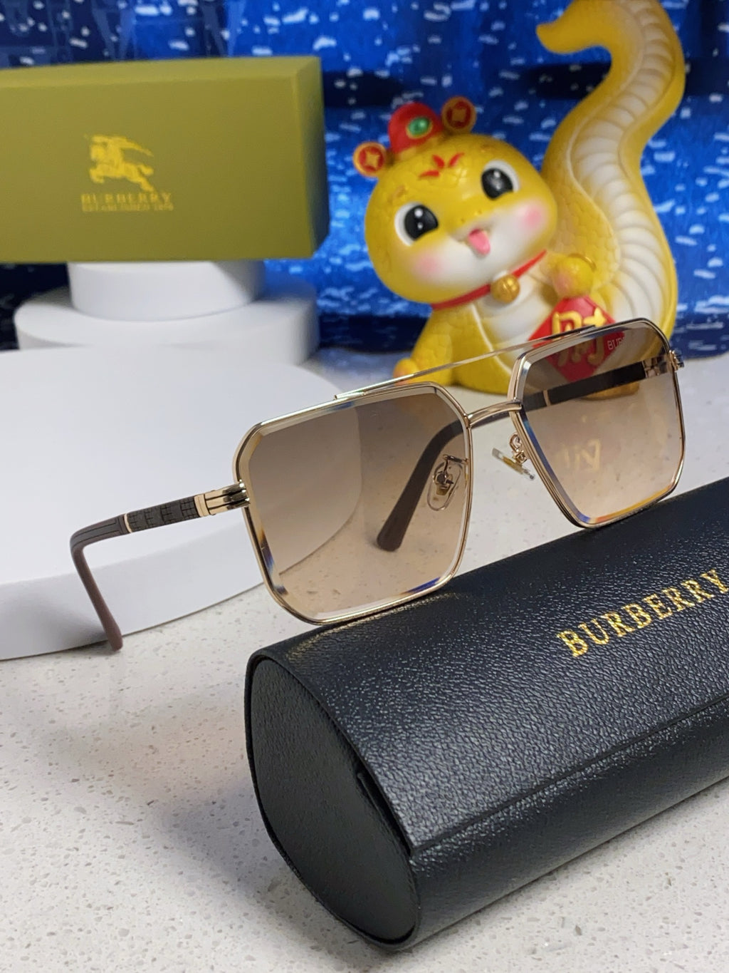 Burberry Polarized Metal Square Brown Lens Sunglasses for Men & Women - 465935 - detail image 10