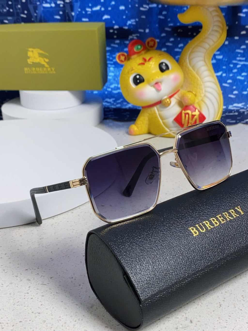Burberry Polarized Metal Square Silver Lens Sunglasses for Men & Women - detail image 10