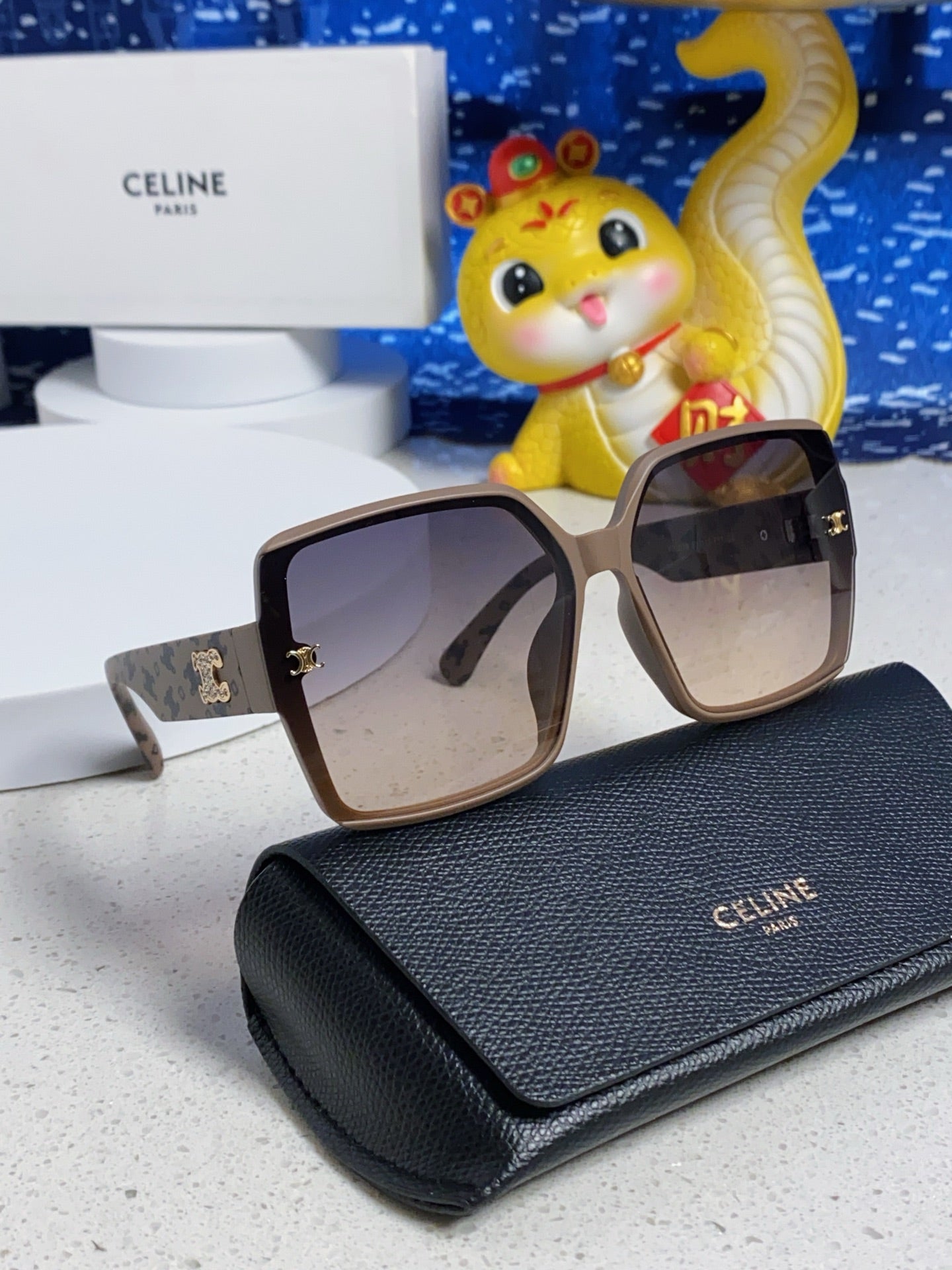 Celine Fashion Silver Lens Sunglasses for Men & Women - detail image 9