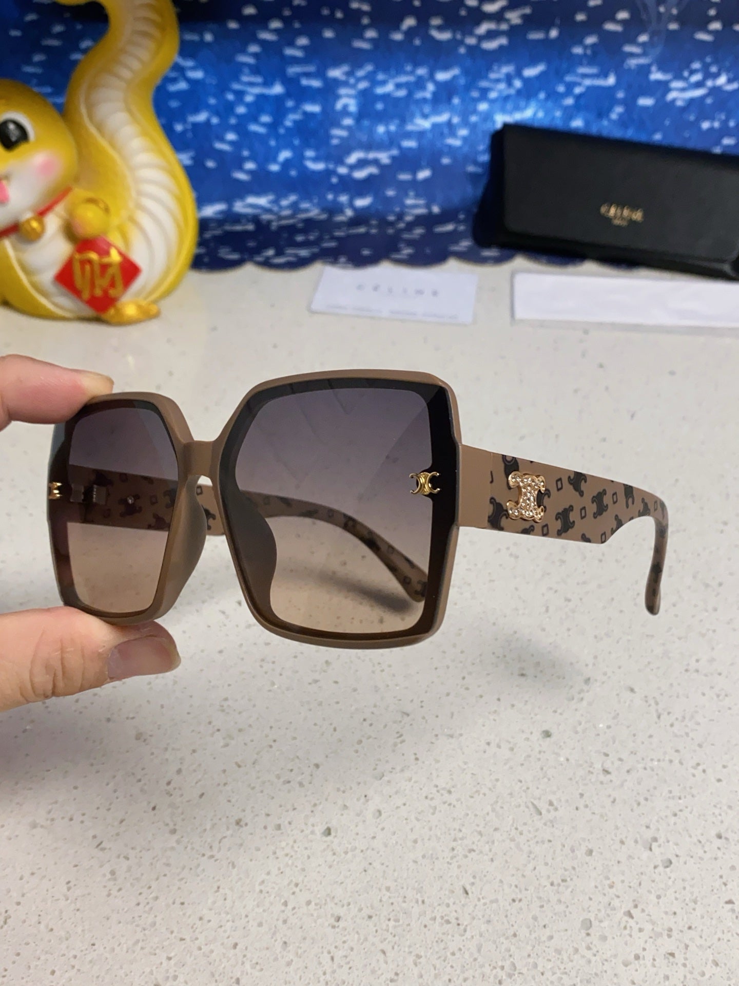 Celine Fashion Silver Lens Sunglasses for Men & Women - detail image 6