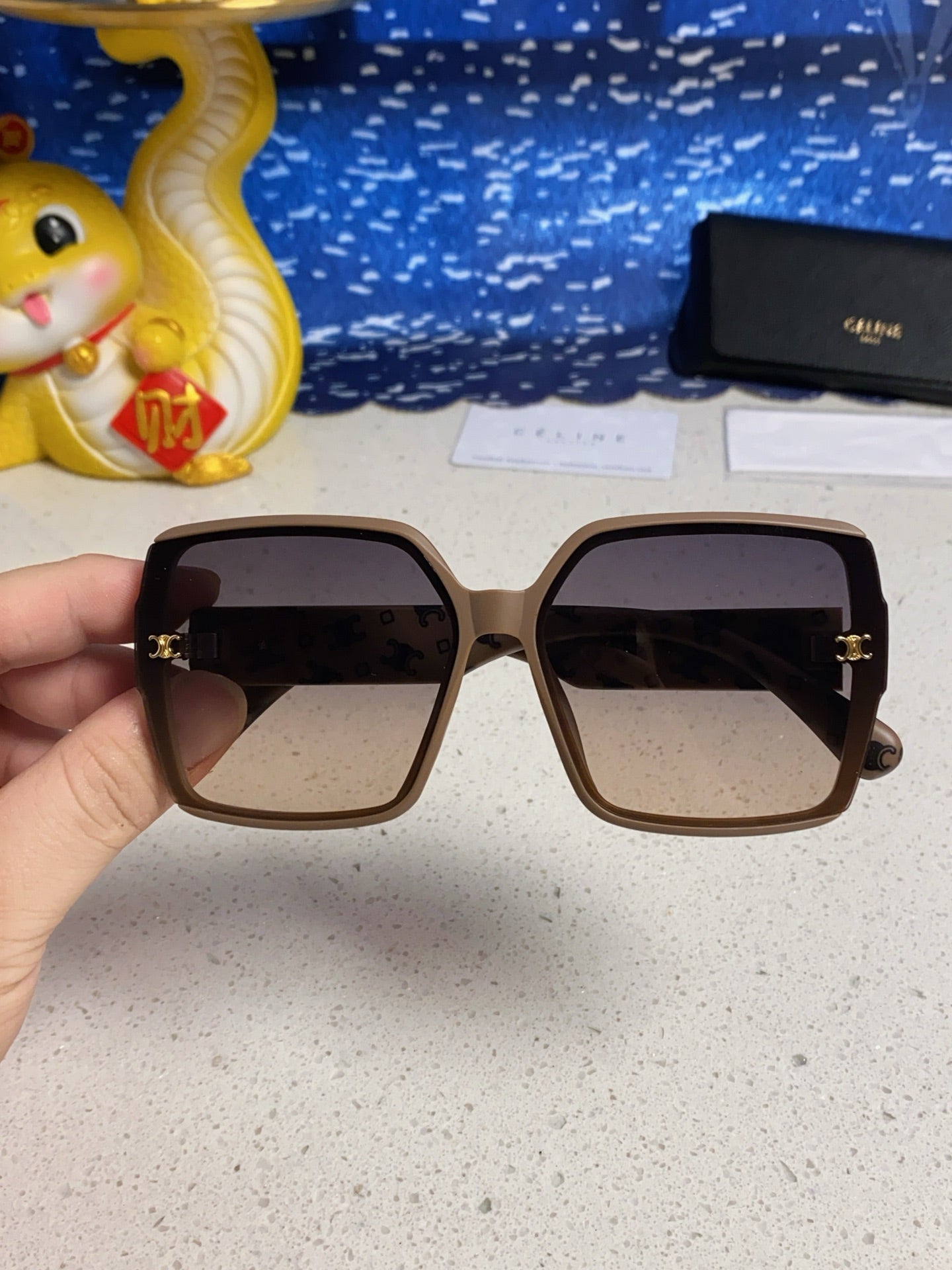 Celine Fashion Silver Lens Sunglasses for Men & Women - detail image 4