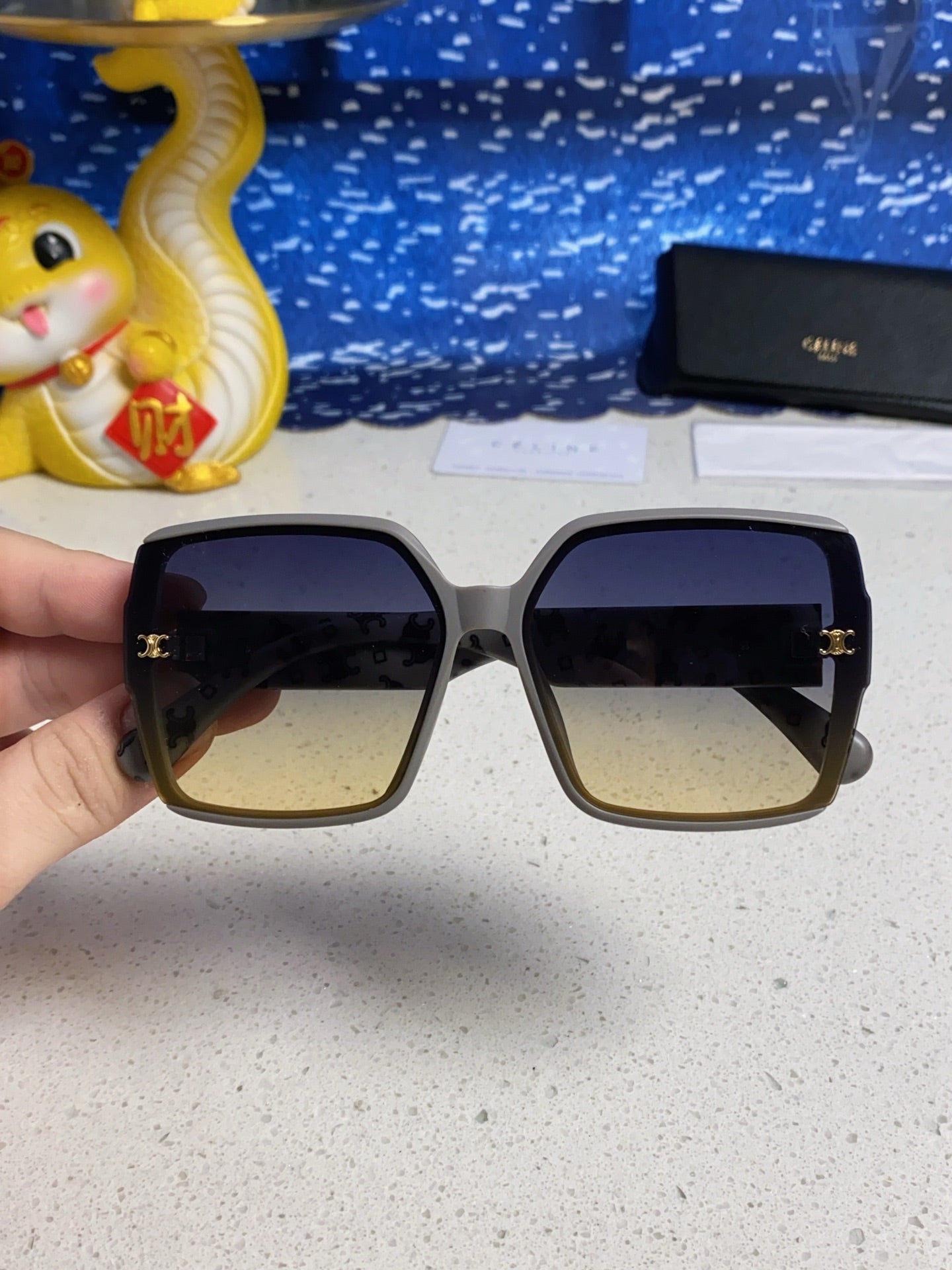Celine Fashion Gray Lens Sunglasses for Men & Women - 465505 - detail image 4