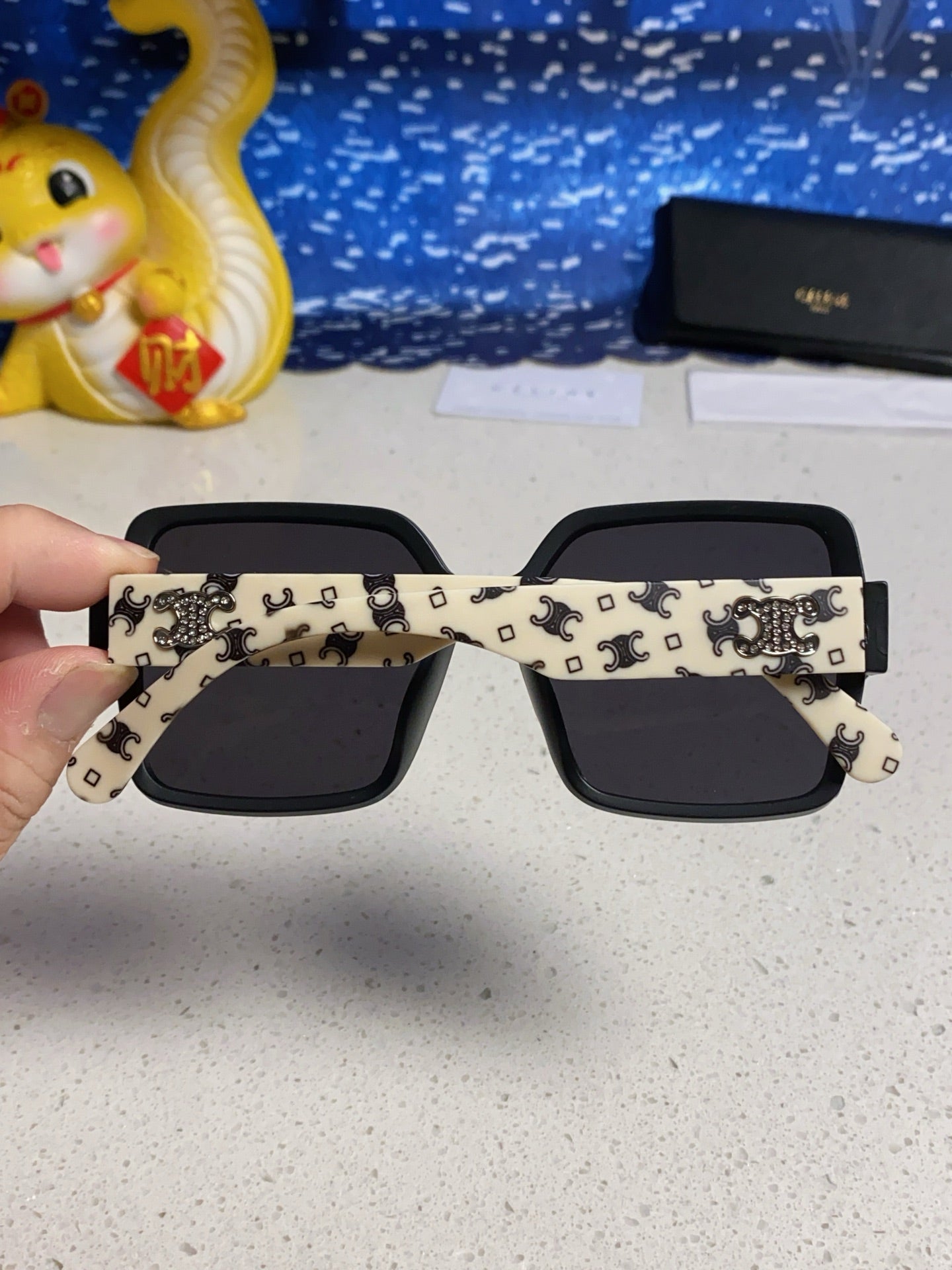 Celine Fashion Gray Lens Sunglasses for Men & Women - 465506 - detail image 5