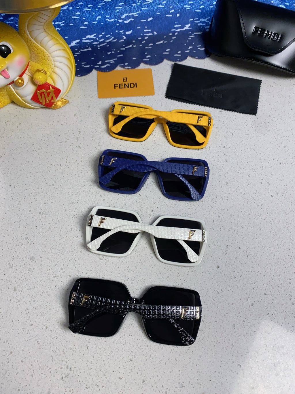 Fendi Oversized Gray Lens Sunglasses for Women - detail image 10
