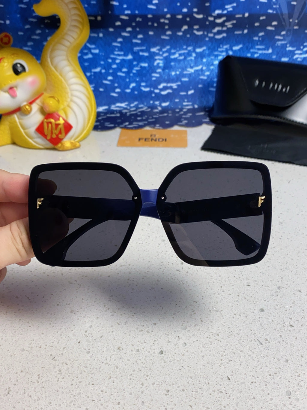 Fendi Oversized Black Lens Sunglasses for Women - 466191 - detail image 4