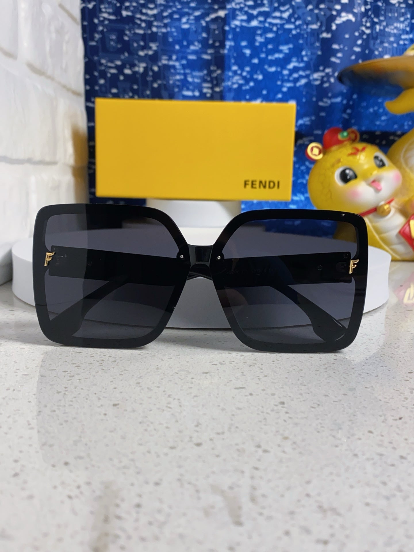 Fendi Oversized Black Lens Sunglasses for Women - detail image 8