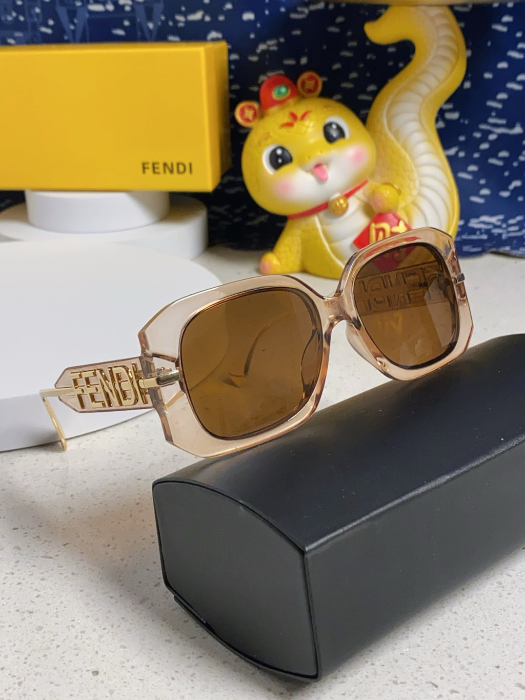 Fendi Oversized Brown Lens Sunglasses for Women - 466209 - detail image 9