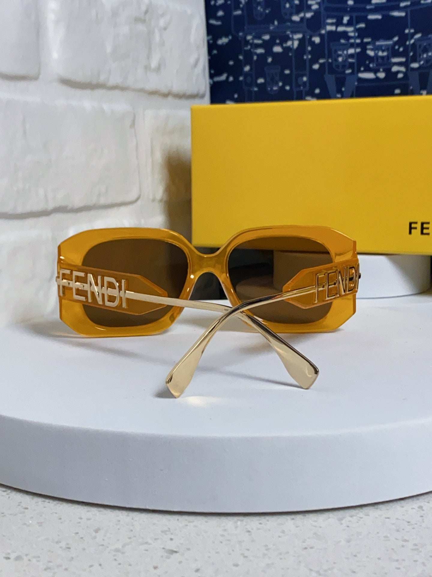 Fendi Oversized Brown Lens Sunglasses for Women - 466210 - detail image 3