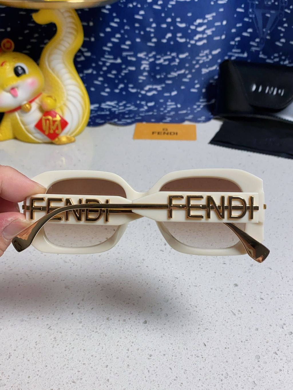 Fendi Oversized Brown Lens Sunglasses for Women - 466211 - detail image 5