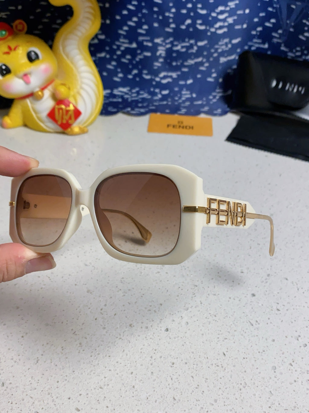 Fendi Oversized Brown Lens Sunglasses for Women - 466211 - detail image 6